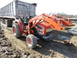 Kioti CK25 Tractor w/Kioti KL130 Loader