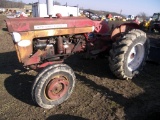 International 240 Utility Tractor
