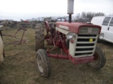 IH 460 Utility Tractor