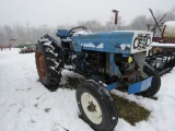Long 1563 Tractor