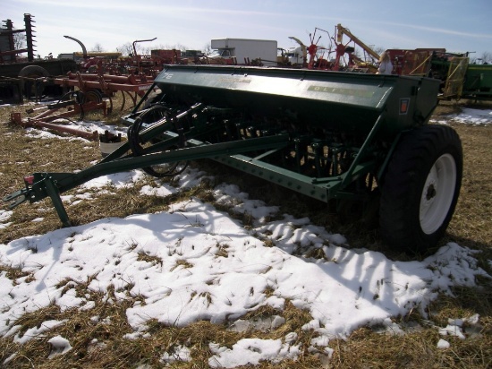Oliver 76 18 disc Grain Drill
