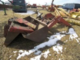 IH 2200 Loader w/Brackets