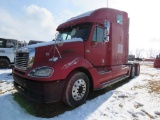 2004 Freightliner Road Truck