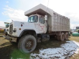 1984 Mack Dump Truck