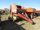 NH 630 Round Baler