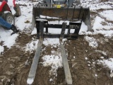 QT 4000lb Pallet Forks