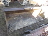 QT 66inch Bucket
