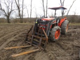 Kubota M5700 Tractor w/Quicky Loader w/Forks