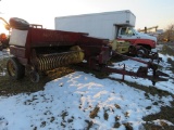NH 320 Hayliner Baler w/75 Kicker