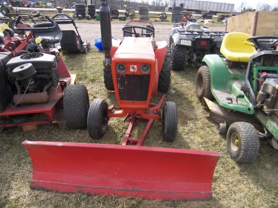 Wheel Horse 1054 Lawn Tractor