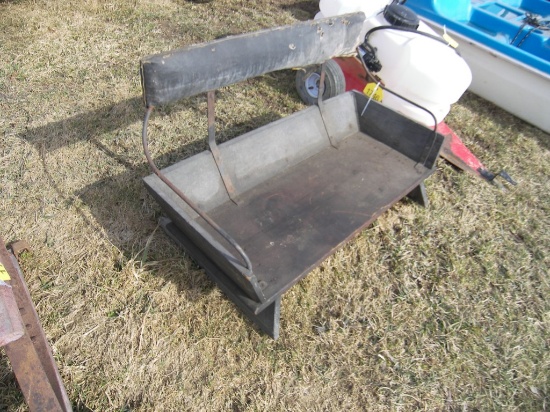 Sleigh Seat