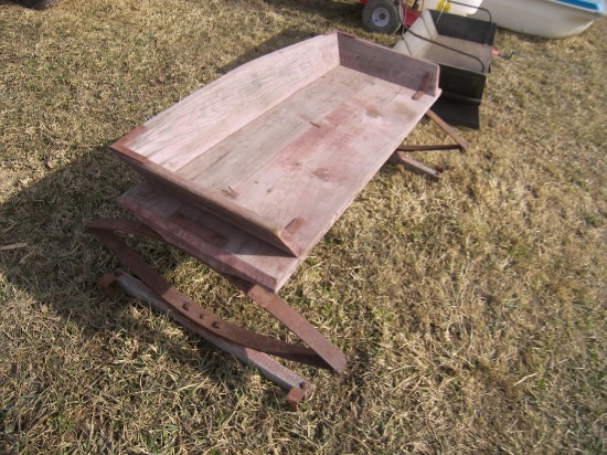 Sleigh Seat