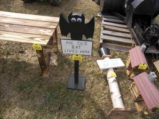 Wood Old Bat Stand