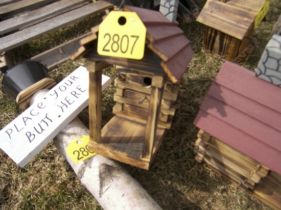 Wood Log House Bird House