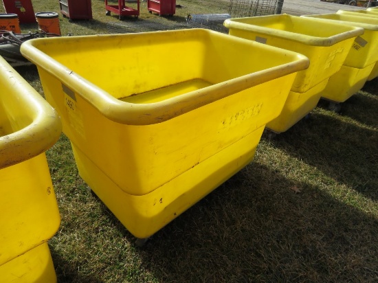 2ft x 3ft x 2ft Plastic Bin on Wheels