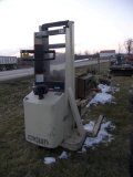 Crown 2000 lbs Fork Lift