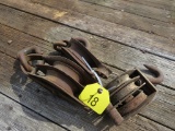 3 Metal Pullies