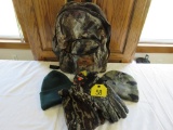 Camo Backpack w/Gloves & Hats