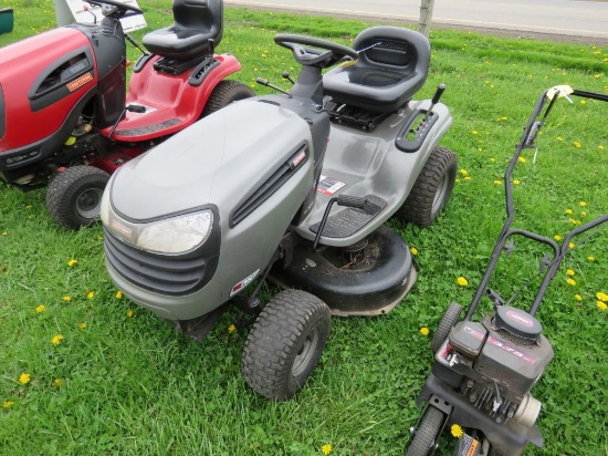 Craftsman LTS2000 Lawn Tractor w/42inch Deck