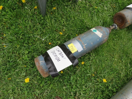 Small Carbon Dioxide Tank