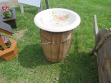 Wood Barrel w/Wash Basin
