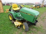 JD 265 Lawn Tractor