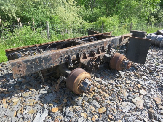 2 Rears Cut Off