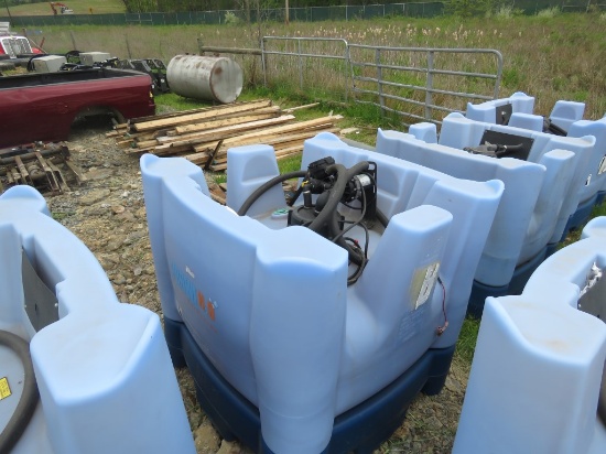 120gal Plastic Tote w/Pump