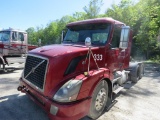 2007 Volvo T/A Day Cab Road Truck