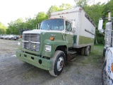 1990 Ford L8000 Diesel Truck
