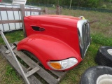 386 Peterbilt Hood w/Crack