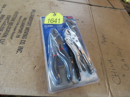 NEW Plier Set