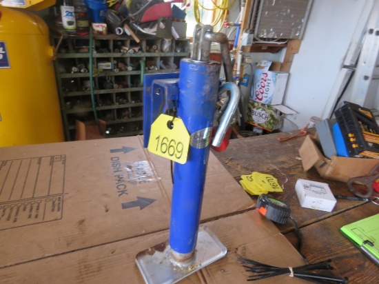 NEW Implement Jack 2000lb