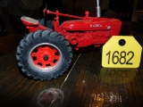 1/16 scale Farmall Super H Tractor