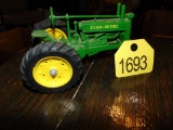 1/16 scale JD Unstyled A Tractor