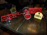 1/16 scale Farmall 400 Tractor w/Disc Chisel