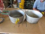 2 Alum Pots