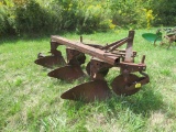 Int 531 3pt 3 btm Plow
