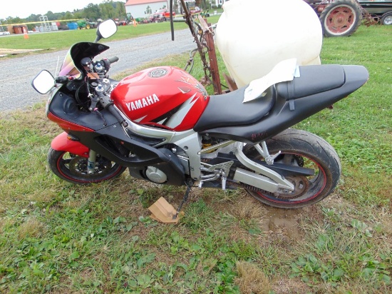 2002 Yamaha R6 Motorcycle