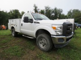 2011 Ford 350 Truck w/Reading 8ft Service Body