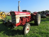 IH 460 Utility Tractor