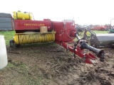 NH 575 Baler w/Thrower