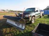 2001 GMC 2500HD Pickup Truck w/ 8ft Alum Flatbed & GN Hitch & Snow Dog Snowplow