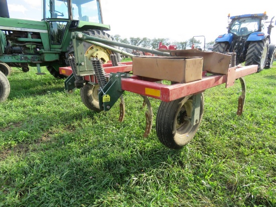 Brillion 3pth 7 Tooth Chisel Plow