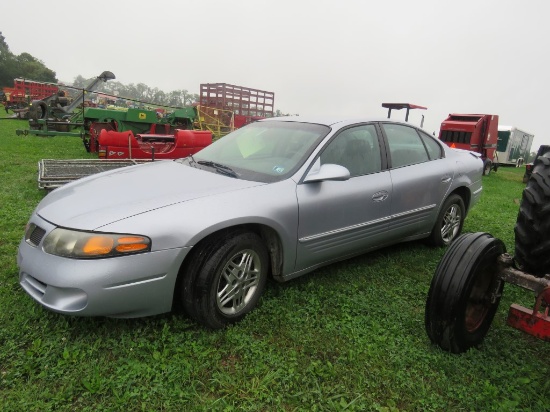 2005 Pontiac Bonneville Car