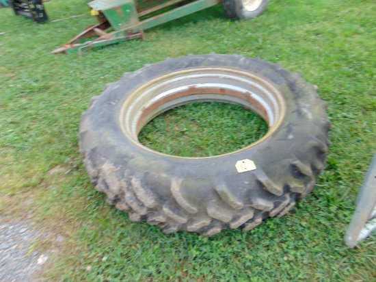 Goodyear 15.-5-38 Tire and Rim