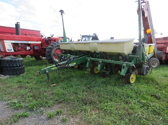 JD 1750 Conservation 6x Corn Planter