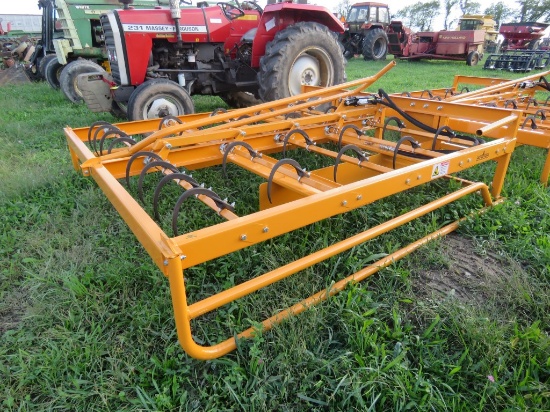 NEW QT Landhonor Bale Grapples