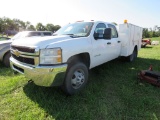 2014 Chevrolet 3500HD Truck w/Service Box