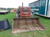 Int 484 Diesel Tractor w/2200 Loader